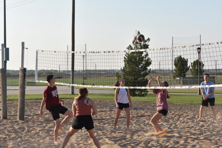 Intramural sand volleyball games are played on Wednesdays and Thursdays at the courts behind Buffalo Stadium.