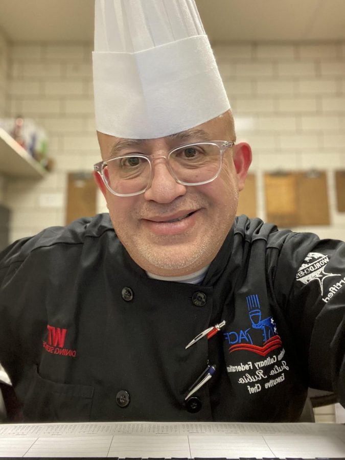 A picture of chef Julio Rubio in the dining hall