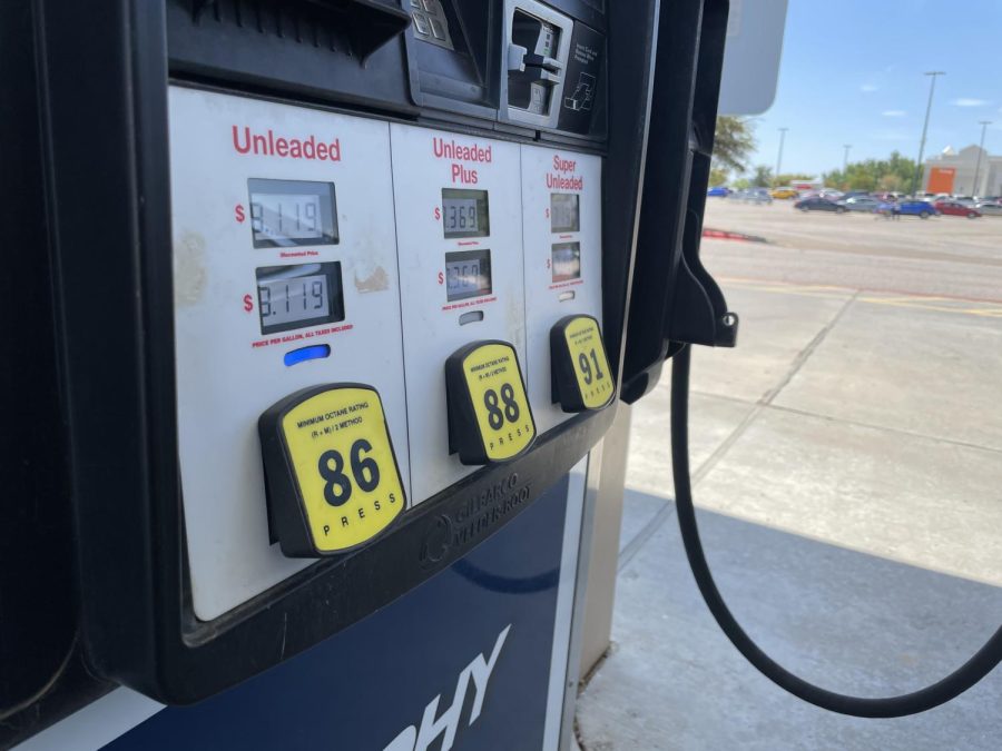 As of Aug. 29, Murphys gas station price in Canyon is $3.21 per gallon. A Walmart+ subscription will save $0.10 per gallon.