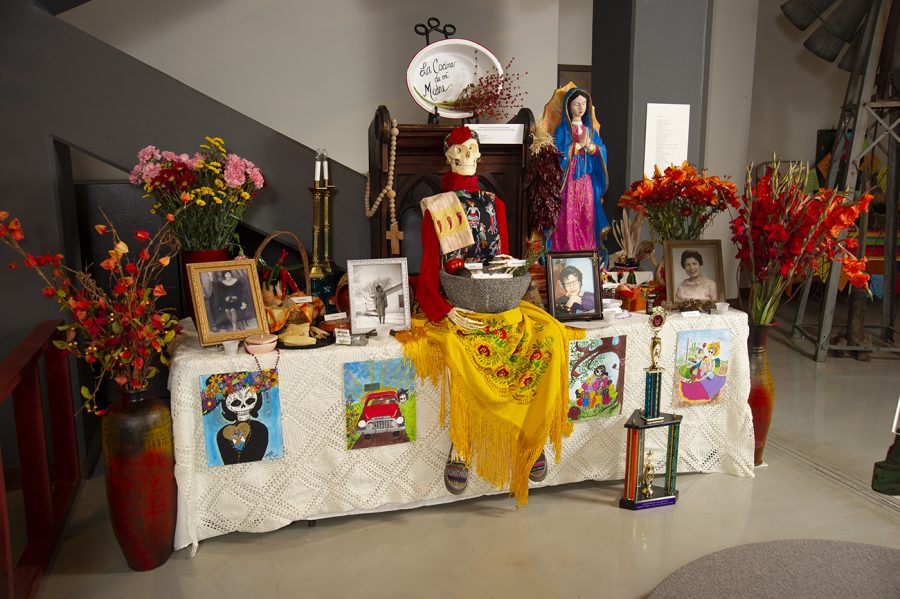 Community Can Share Memorials to Late Loved Ones at WT’s Día de los Muertos Celebration