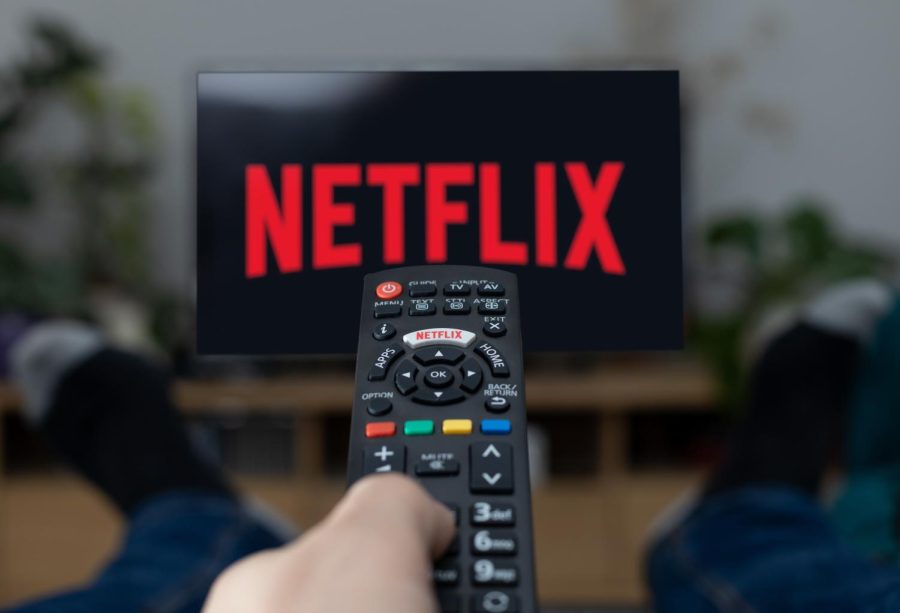 Opinion: Don’t pay for Netflix if you see ads