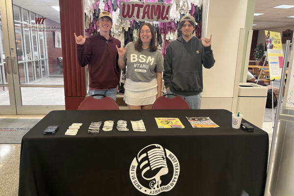 From left: Hunter Sparling, Mindy Self, Tate Maxwell